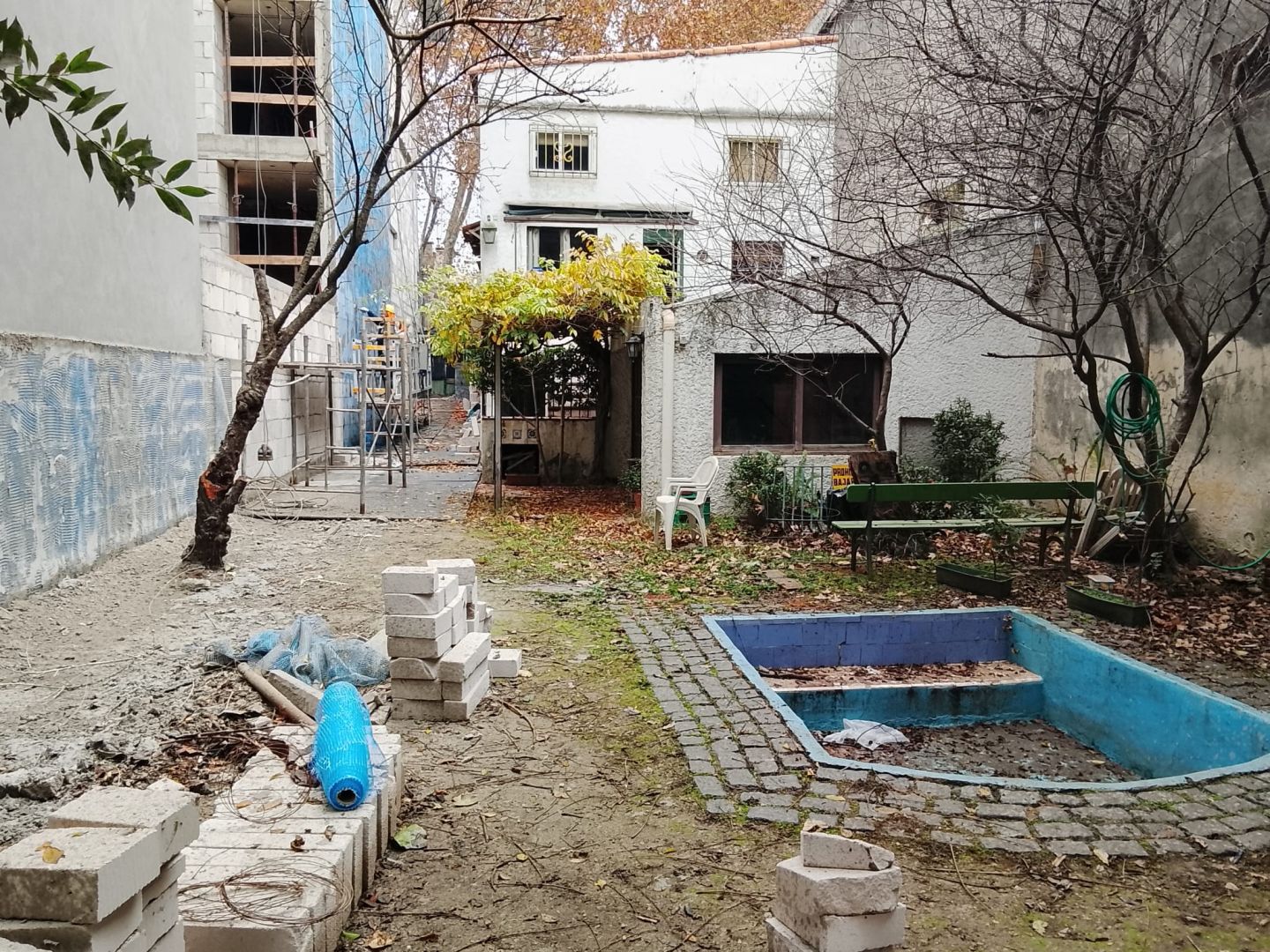 Venta de Casa con gran terreno en Punta Carretas