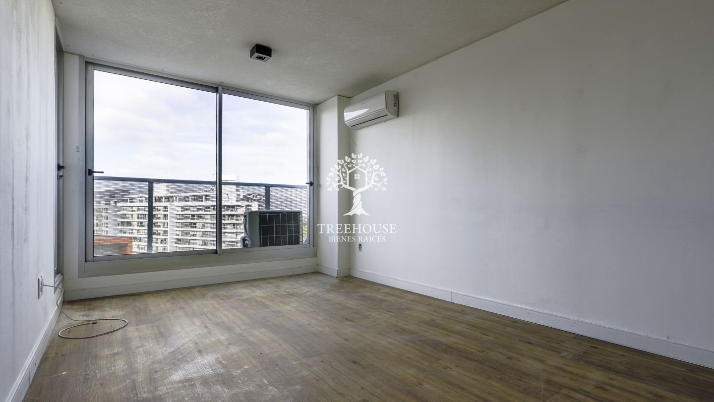 Alquila 1 dormitorio en Malvín, excelentes vistas y gran luminosidad.