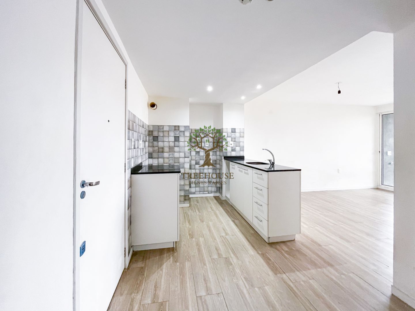 Alquiler Apartamento De 1 Dormitorio En Tres Cruces · Photo 9