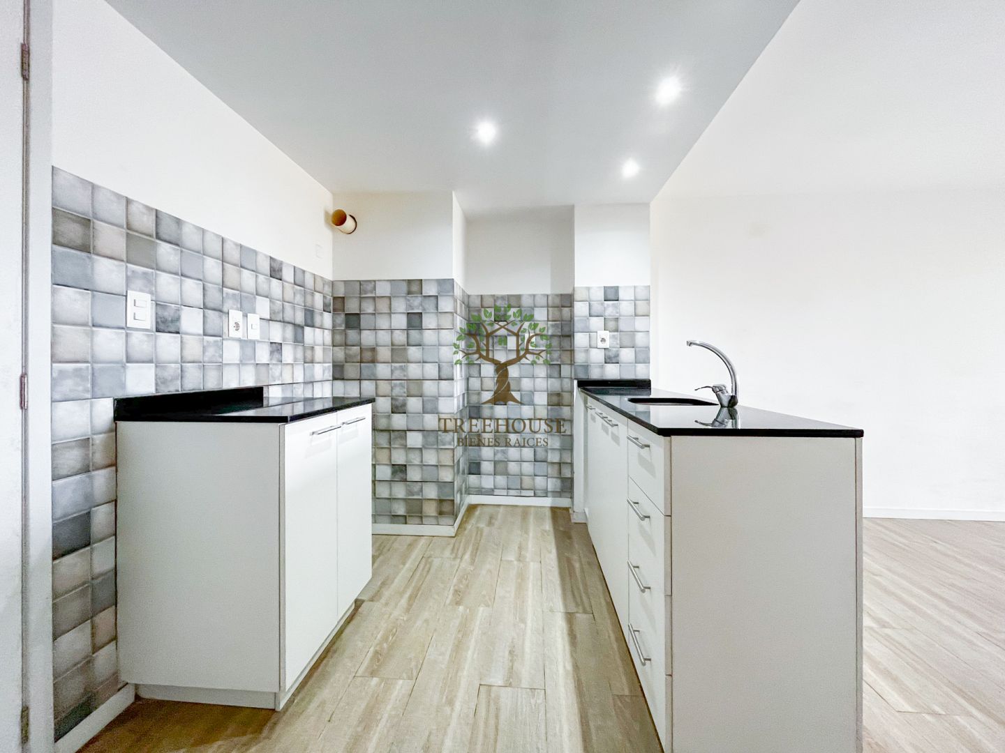 Alquiler Apartamento De 1 Dormitorio En Tres Cruces · Photo 8