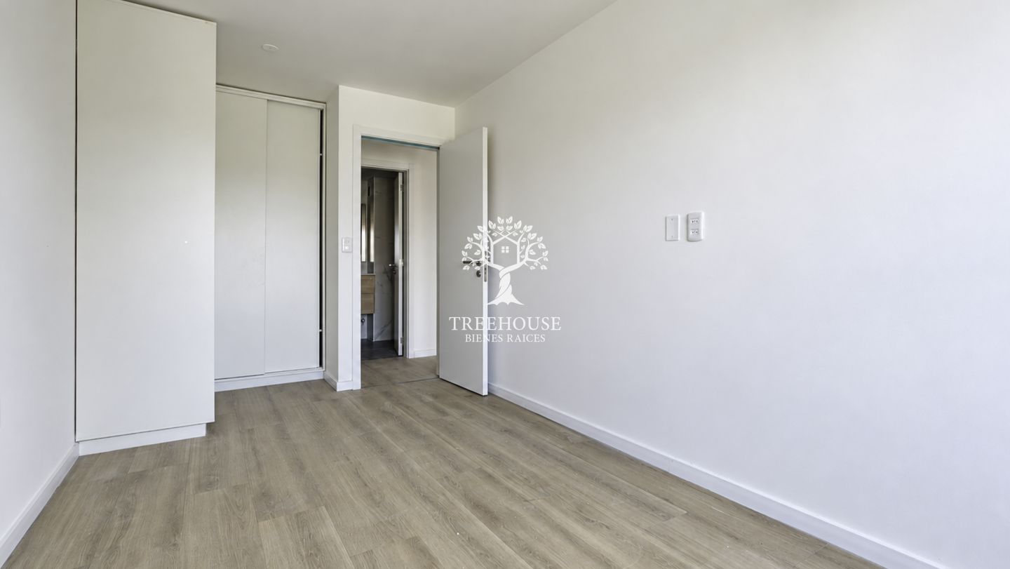 Alquiler apartamento de 1 Dormitorio con terraza, parrillero propio y garaje en Malvín Sur. · Foto 7