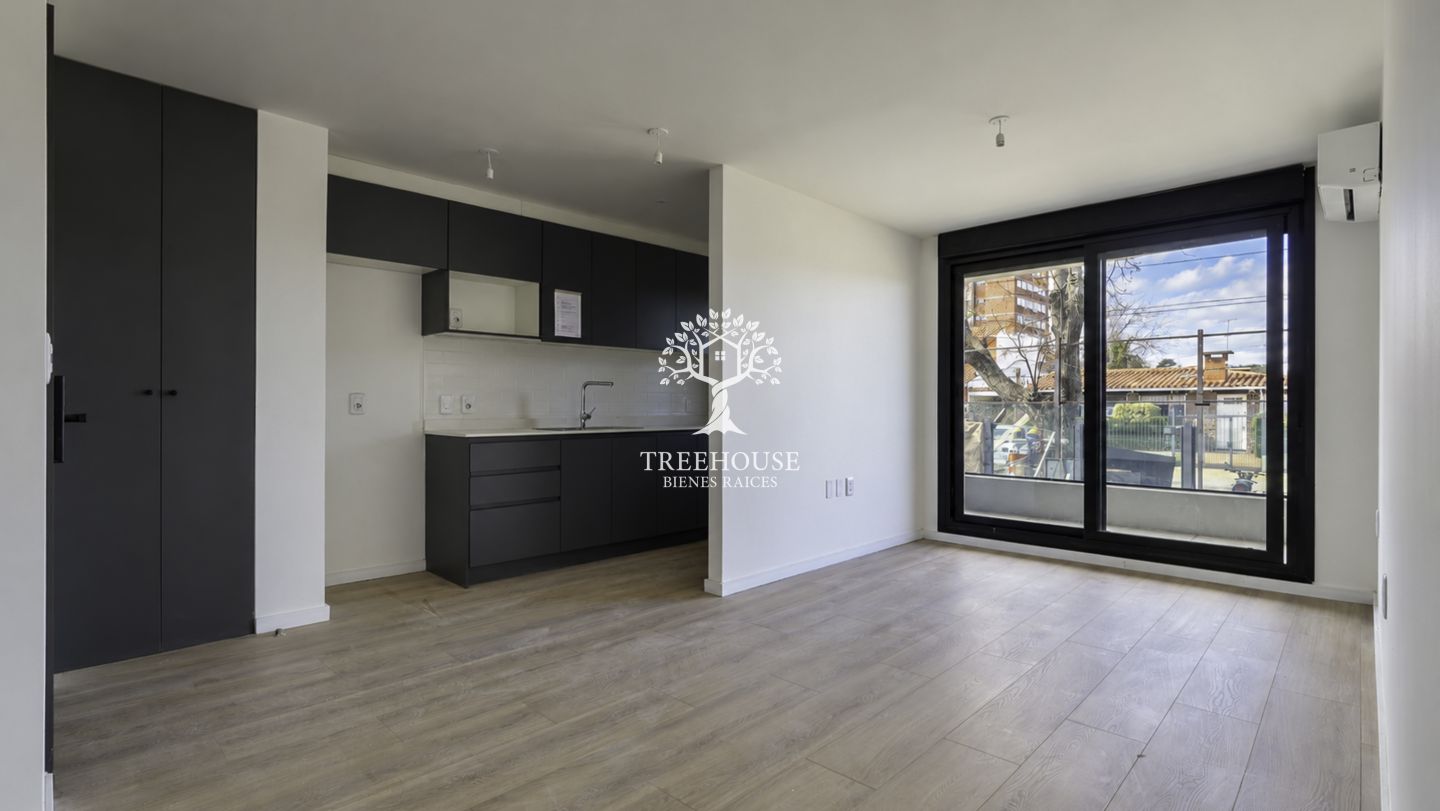 Alquiler apartamento de 1 Dormitorio con terraza, parrillero propio y garaje en Malvín Sur. · Foto 3