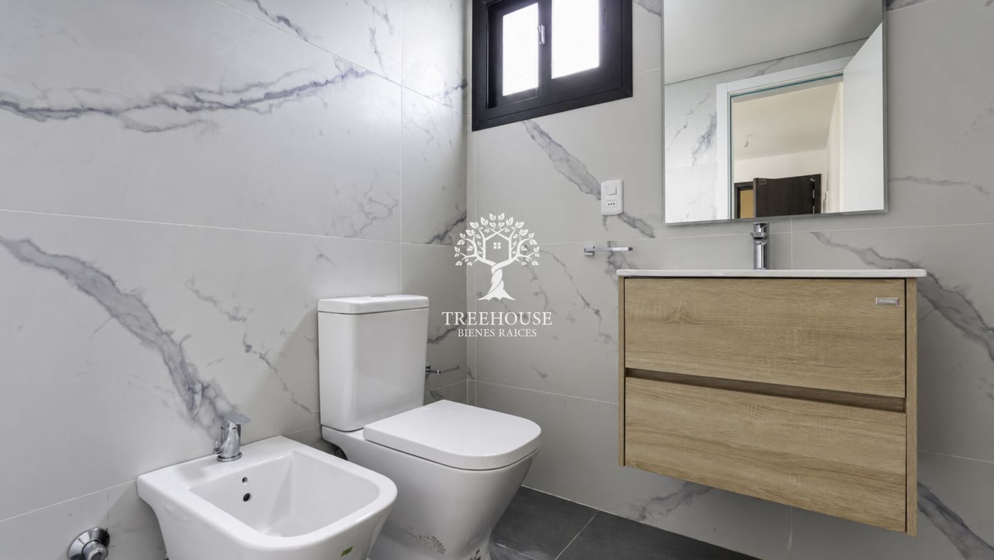 Alquiler Apartamento de 1 dormitorio con cochera en Malvín Sur. · Foto 8
