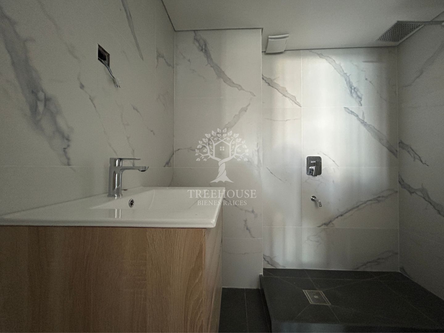 Alquiler Apartamento 1 Dormitorio con terraza y parrillero en Malvin · Foto 8