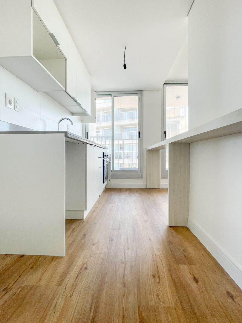 Alquiler de Apartamento 3 Dormitorios, Terraza y Gje, en Malvi­n · Foto 12