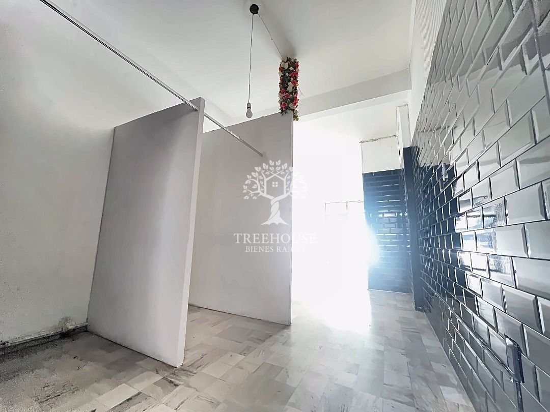 Local Comercial en Cordón · Foto 12