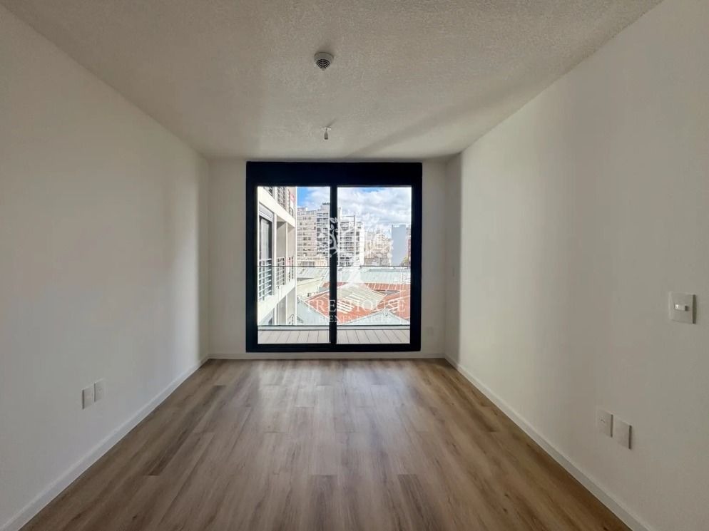 Alquiler 1 dormitorio en Tres Cruces · Foto 3