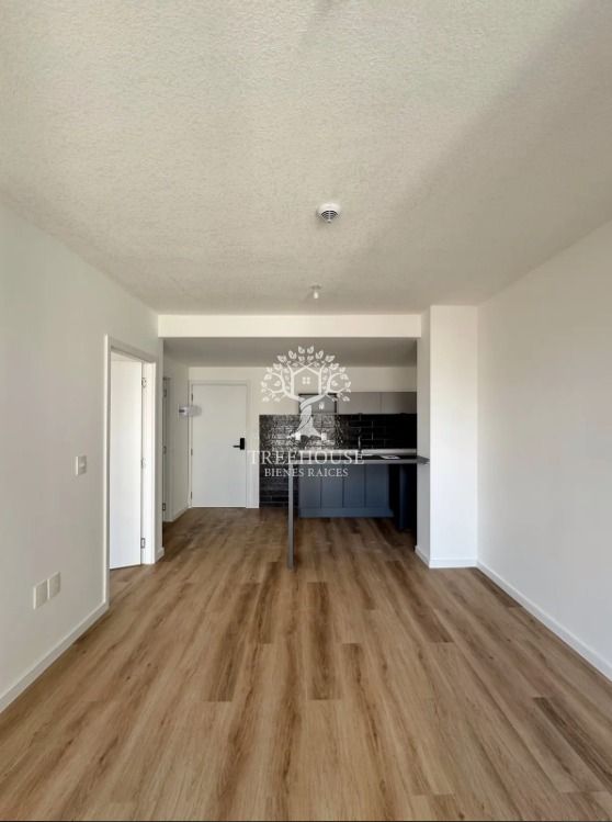 Alquiler 1 dormitorio en Tres Cruces · Foto 7