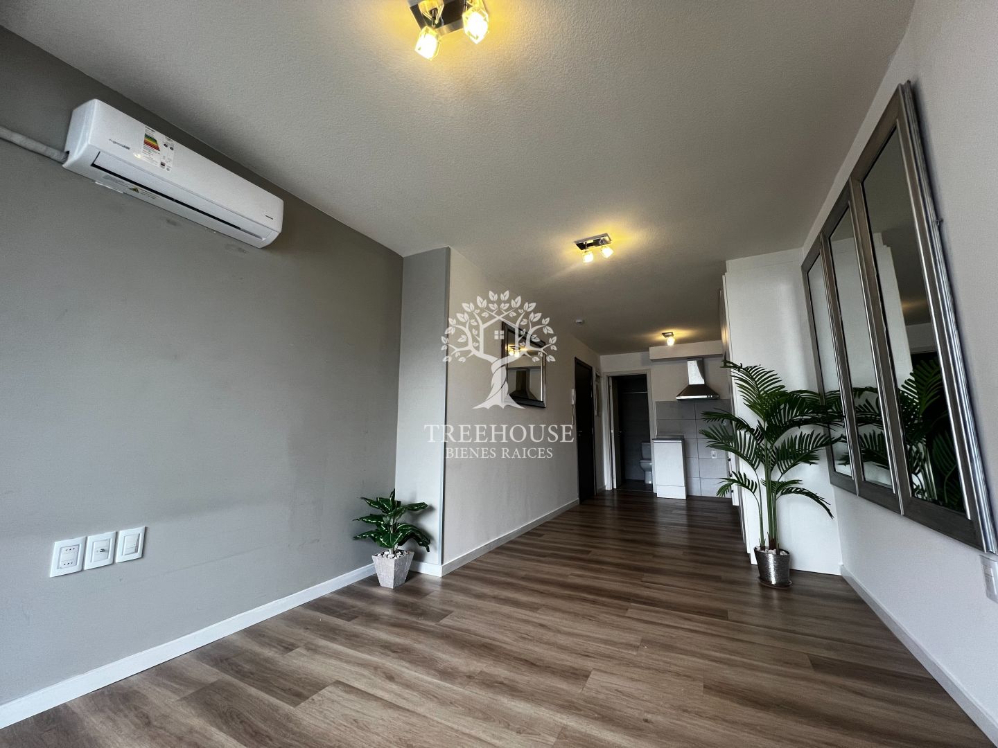 Alquiler monoambiente en Cordón con terraza · Foto 7