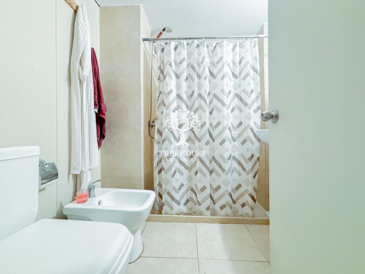 Alquiler Apartamento 2 dormitorios con patio Tres Cruces · Foto 11
