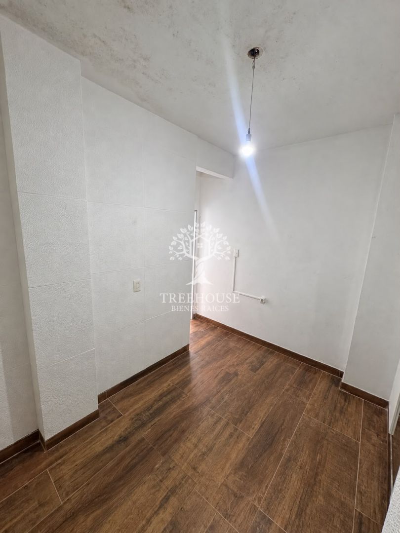 Departamento en alquiler de 4 ambientes en Cordón · Foto 11