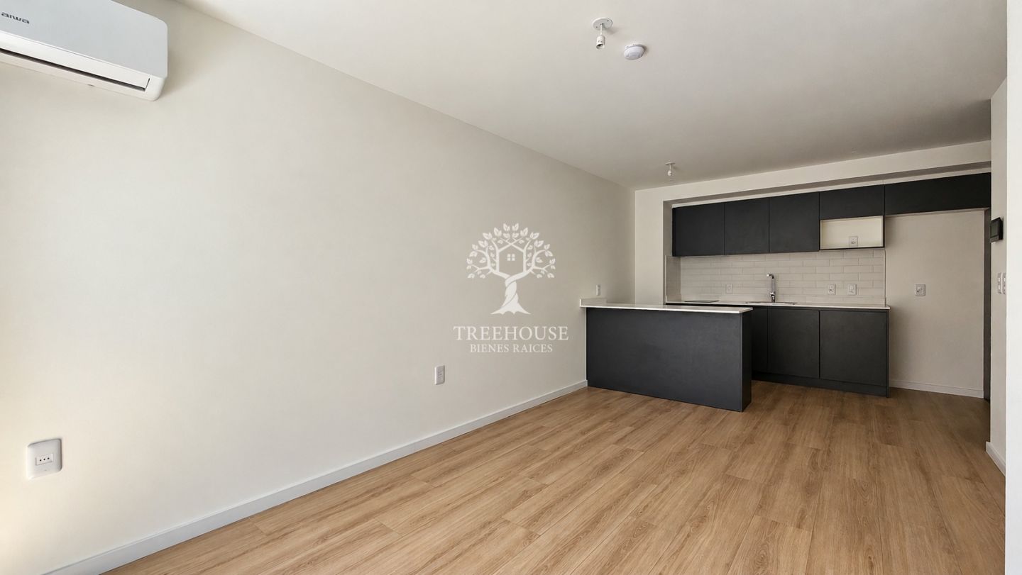 Alquiler apartamento monoambiente con garaje en Malvín · Foto 1
