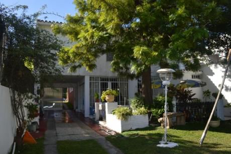 Excelente Chalet En Malvín Sobre Av. Rivera