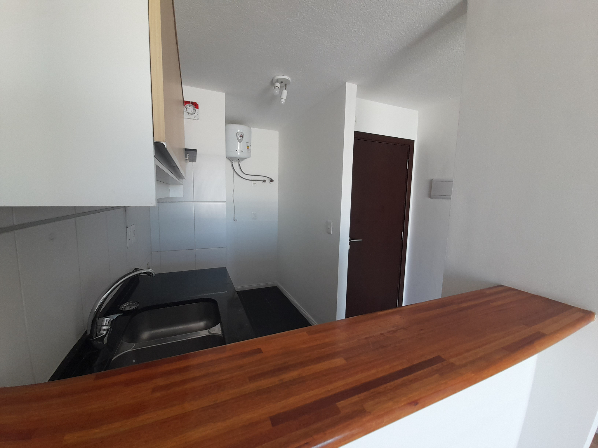 Exclusivo Monoambiente Penthouse en Parque Rodó: Terraza Panorámica, Parrillero Privado y Opción a Garage · Photo 3