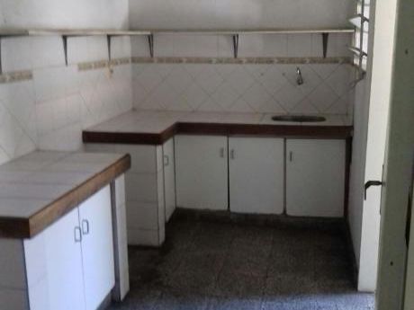Amplio Dpto En Trinidad - Zona Ips
