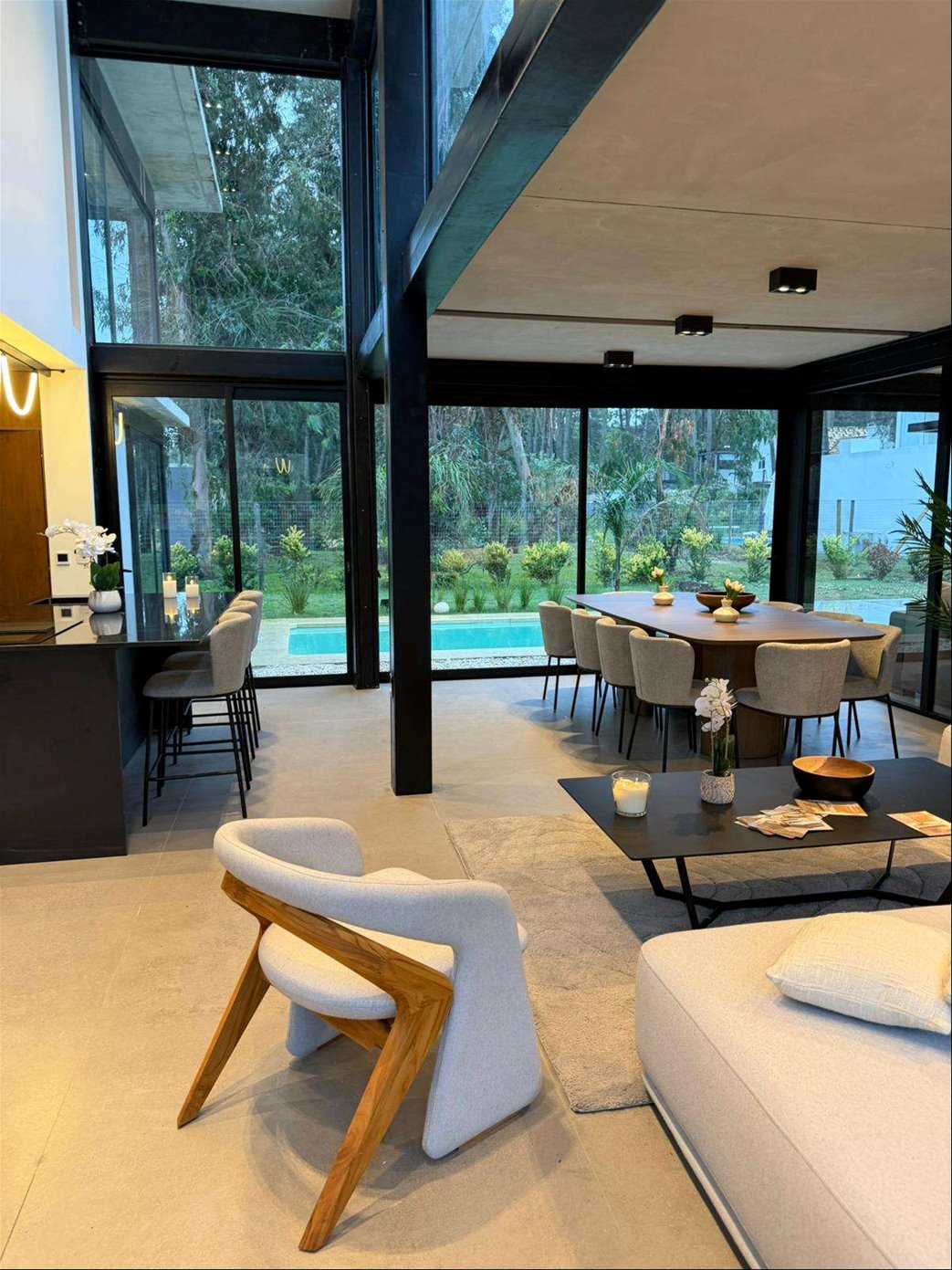 Alquiler Casa Solanas 3 Dormitorios 3 Baños Muebles Garaje