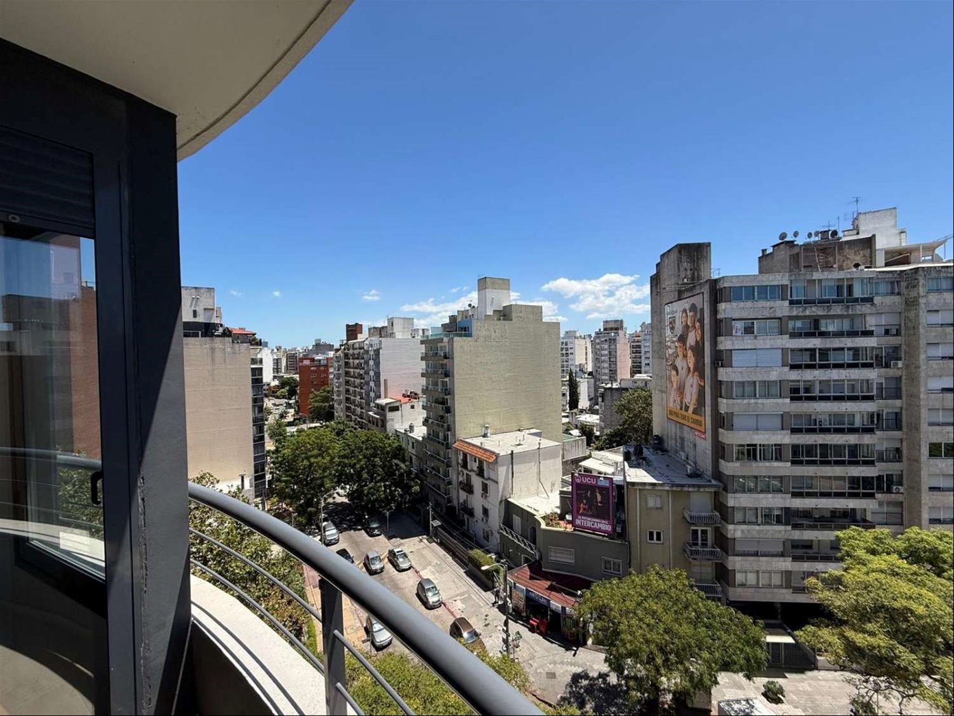 Alquila Apartamento Pocitos 2 Dormitorios 2 Baños Garaje