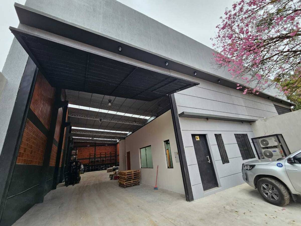 Depósito en Pozo 374 m² + Oficinas | Fernando de la Mora — foto 3