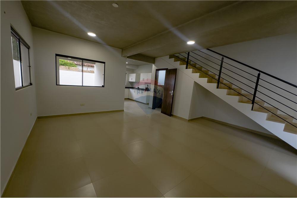 Vendo Dúplex de 3 dormitorios en Capiatá, Zona Alamo — foto 2