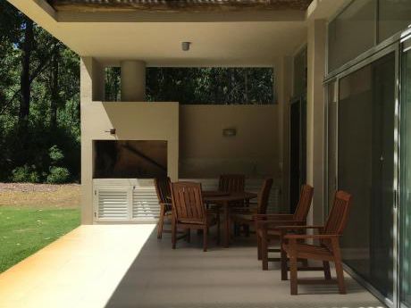 A Estrenar En Design Village