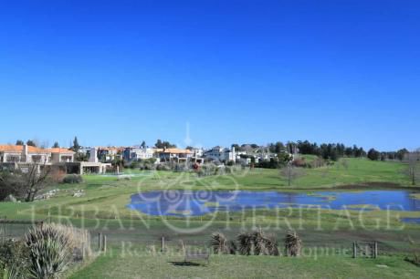 Luxury 5 Bedroom Fully Furnished Home Gated Neighborhood