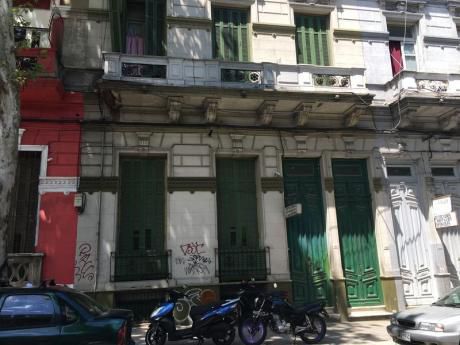 Casa De Pensionado Con Muy Buena Renta !!