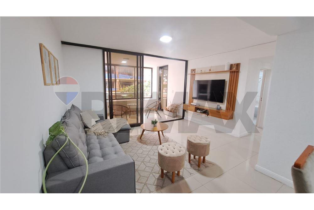 Departamento - Alquiler - Recoleta, Asunción, Paraguay — foto 2