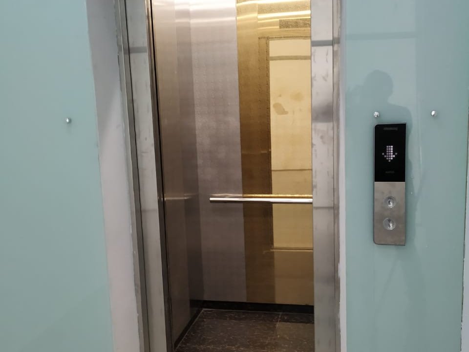 ALQUILO OFICINA EN EDIFICIO ALIADO – BARRIO HIPÓDROMO — foto 3