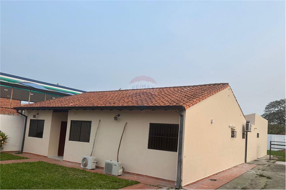 ALQUILO CASA CON PISCINA EN MARIANO ROQUE ALONSO — foto 3
