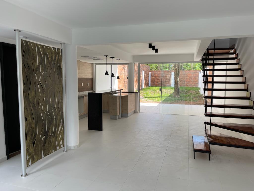 LUJOSO TRIPLEX A ESTRENAR — foto 3