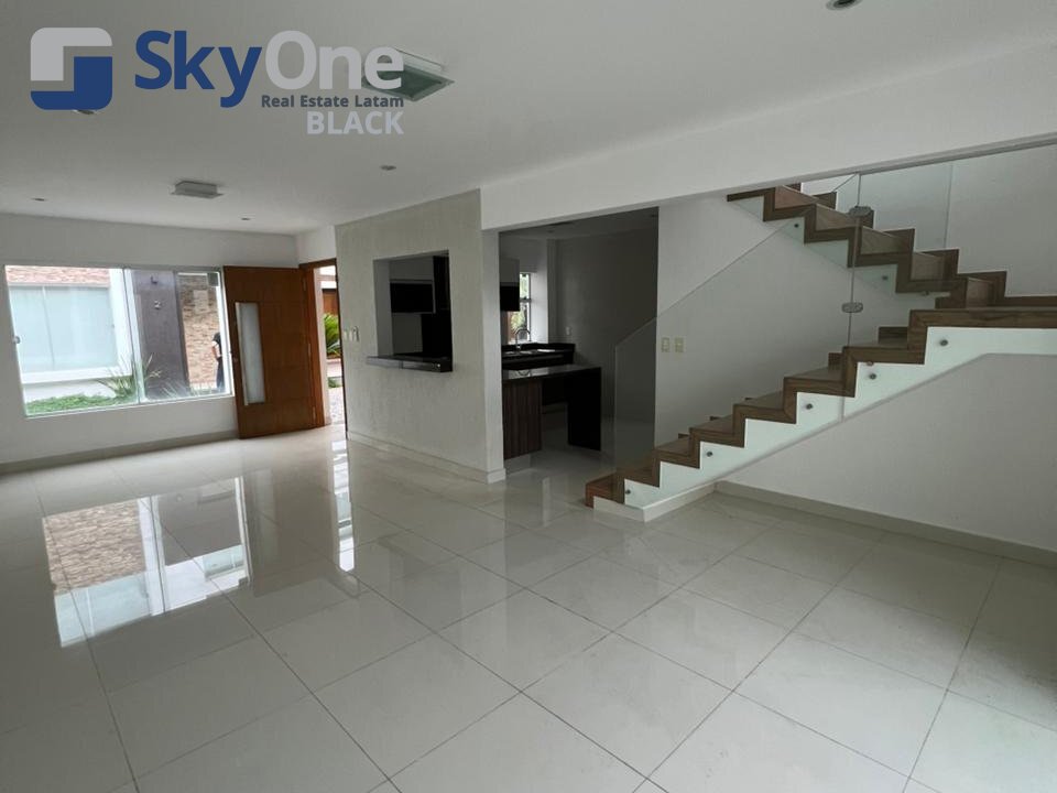 Casa en alquiler en Itá Enramada
