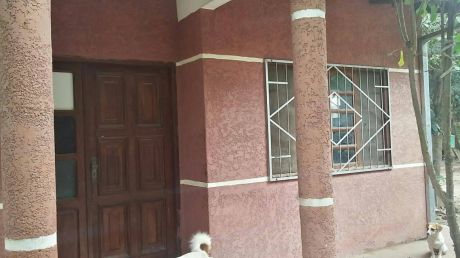 En Venta Casa Chalet Con Galpon (zona 7mo Anillo Radial 17 1/2)