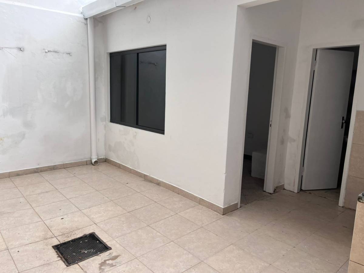 ALQUILER DE CASA EN YTAY A MEDIA CUADRA DEL CIT — foto 2