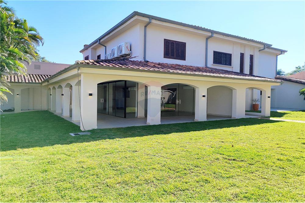 Casa en alquiler en Los Laureles