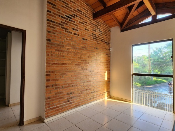 ALQUILER DE DÚPLEX – ZONA CIT — foto 3