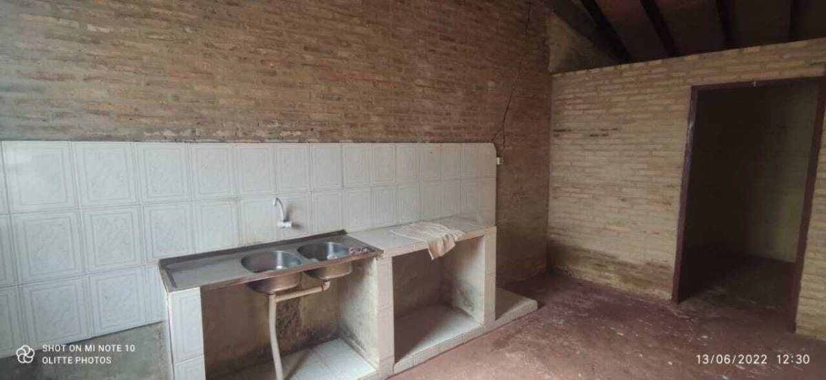 Terreno con casa a refaccionar – Barrio Estanzuela, Fernando de la Mora — foto 2