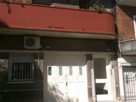 Apartamento 2 Dormitorios A Una Cuadra De Avda Garibaldi
