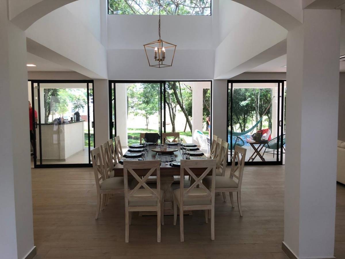 VENDO RESIDENCIA 4 DORMITORIOS - AQUA VILLAGE, ALTOS — foto 3