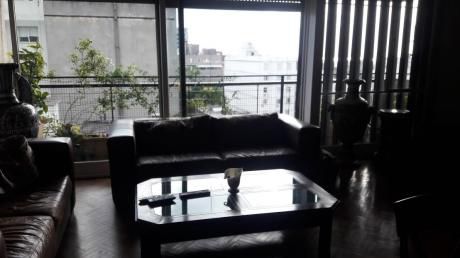 Apartamento Sobre 18 De Julio