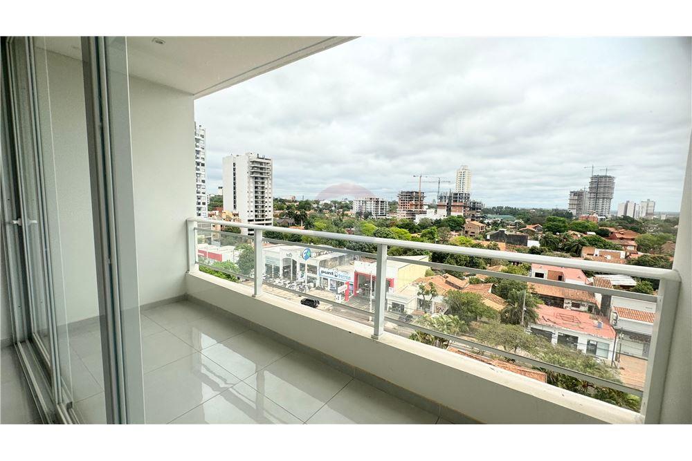 EXCLUSIVO PENTHOUSE DE 4 HAB EN MBURUCUYA — foto 2