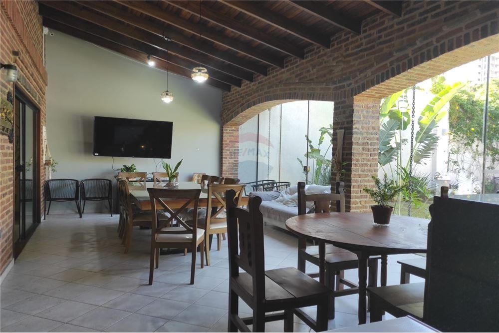 Casa en Barrio Carmelitas — foto 3
