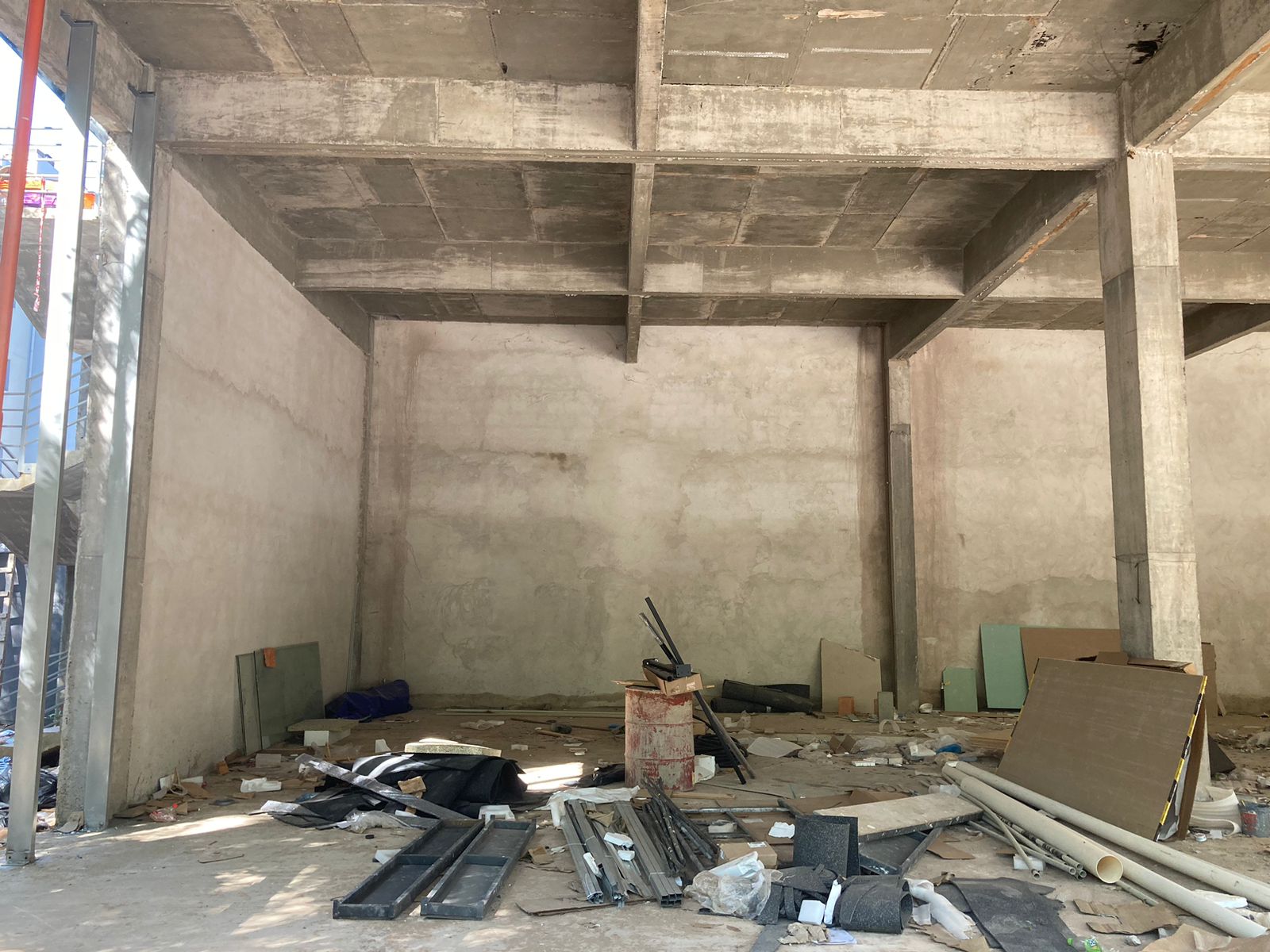 ALQUILO SALÓN COMERCIAL. ZONA AVENIDA SAN MARTIN. — foto 3