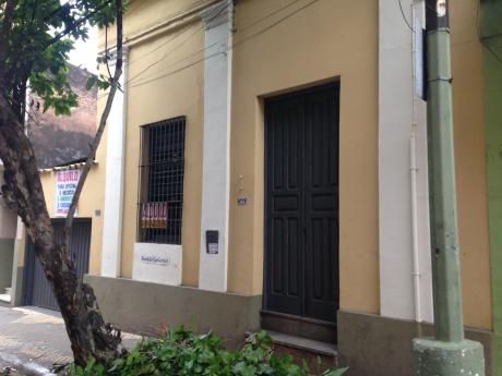 Alquilo Inmueble En Microcentro De Asunción P/ Oficina O Negocio (opc. Cochera)
