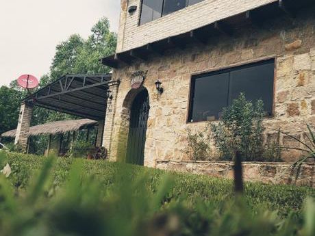 Vendo Casa Quinta En Mbatovi Completamente Amoblada