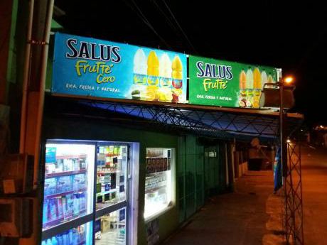 Local De Autoservice - Con O Sin Llaves