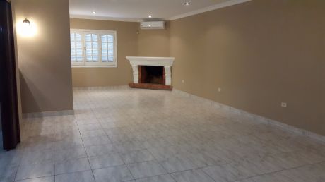Importante Casa, Vivienda U Oficina, Barrio Hererra, Zona Muni De AsunciÓn