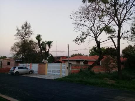 Vendo Casa A Estrenar A 5 Cuadras De La Iglesia Zona Mariano Roque Alonso