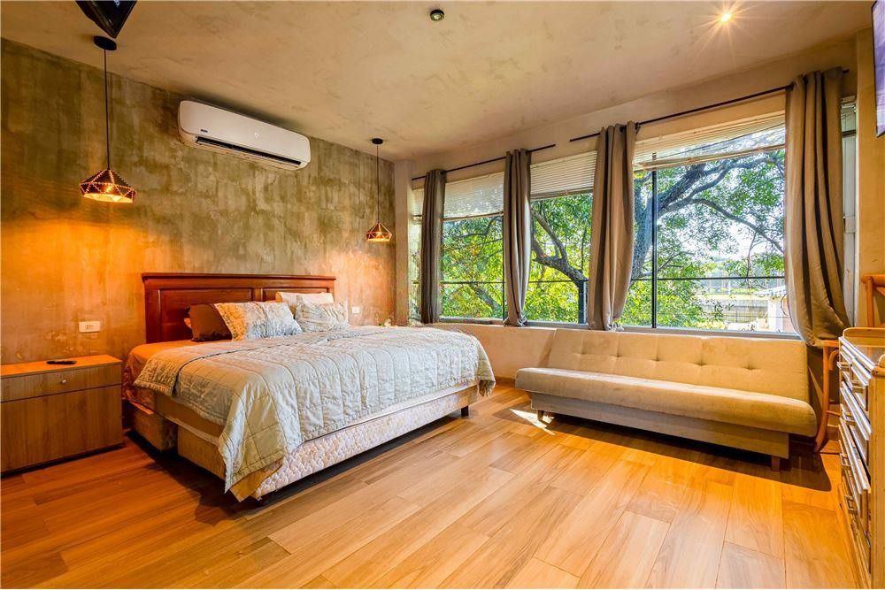 VENTA DE RESIDENCIA CERCA DEL YACHT Y GOLF CLUB — foto 3