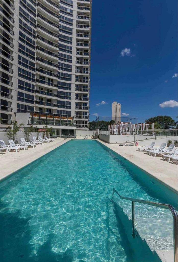 ALQUILO PENTHOUSE AMOBLADO EN EDIFICIO THE TOWER, YCUA SATI, ASUNCION — foto 3