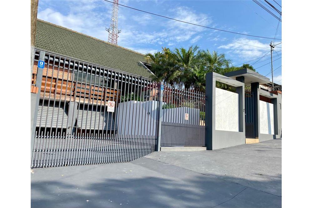 Casa - Venta - Encarnación, Paraguay — foto 2